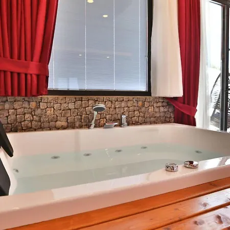 Uzumlu Village 2 Bedroom Luxury Villa *