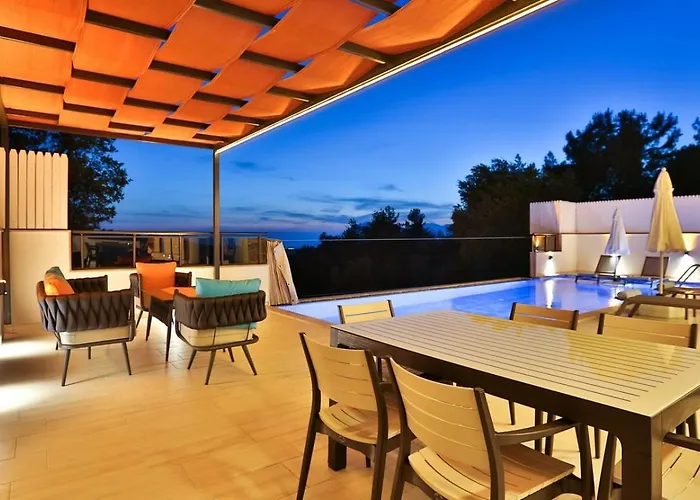 Uzumlu Village 2 Bedroom Luxury *