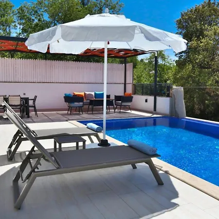 Uzumlu Village 2 Bedroom Luxury *