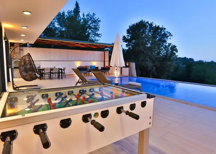 Uzumlu Village 2 Bedroom Luxury 칼칸