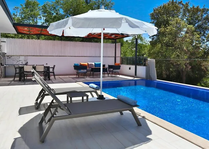 Uzumlu Village 2 Bedroom Luxury *